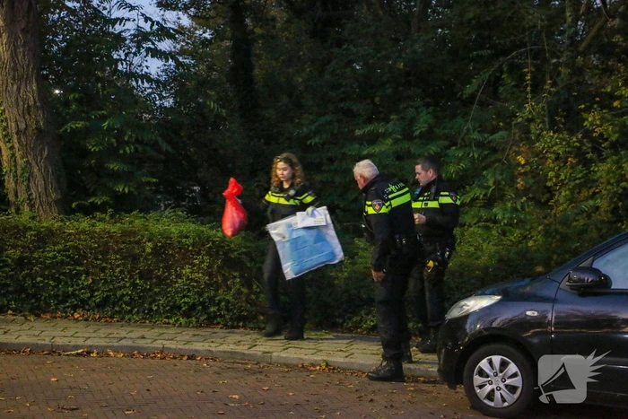 Bloedsporen in park aangetroffen, politie doet onderzoek
