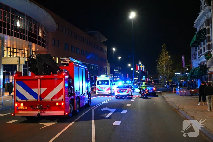 Zwaargewonde na aanrijding met personenauto