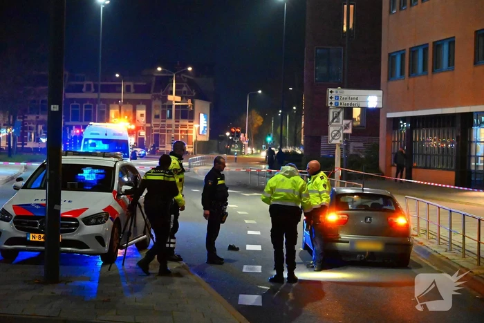 Zwaargewonde na aanrijding met personenauto