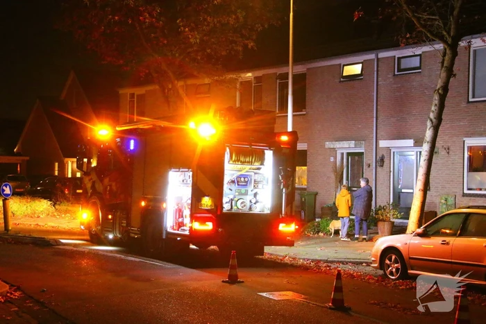 Brandweer controleert woning na mogelijke brand