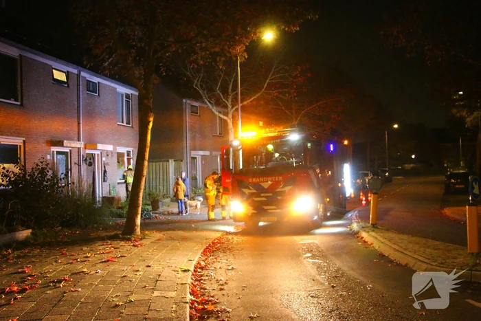 Brandweer controleert woning na mogelijke brand