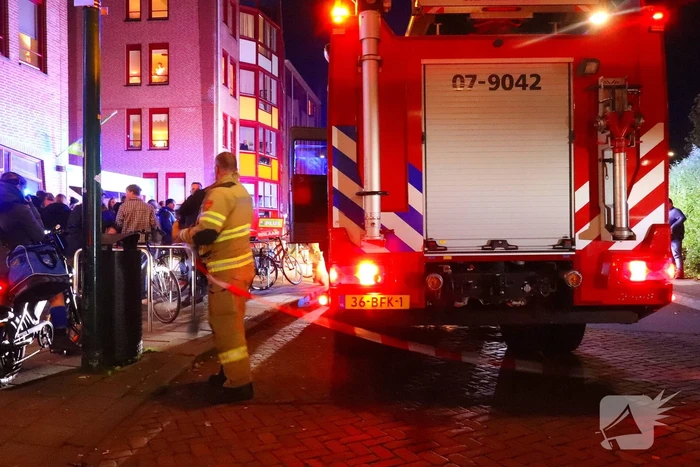 Brandweer groots ingezet voor brand in parkeergarage