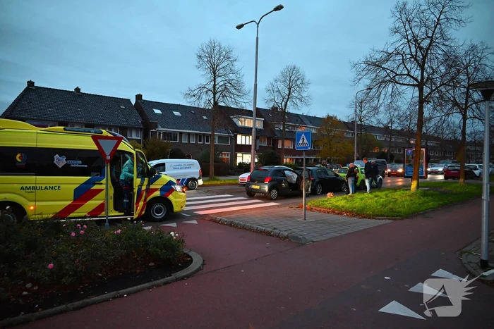 Drie voertuigen betrokken bij botsing