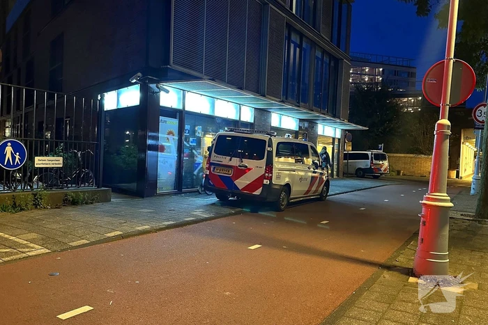 Politie schiet vrouw in been na overlastmelding in wooncomplex