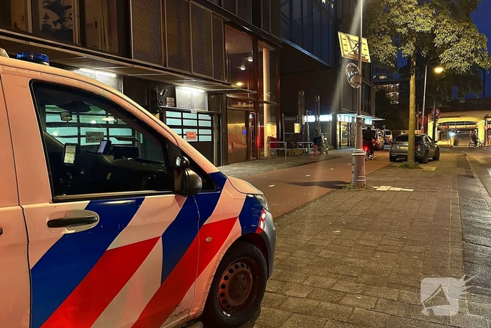 Politie schiet vrouw in been na overlastmelding in wooncomplex