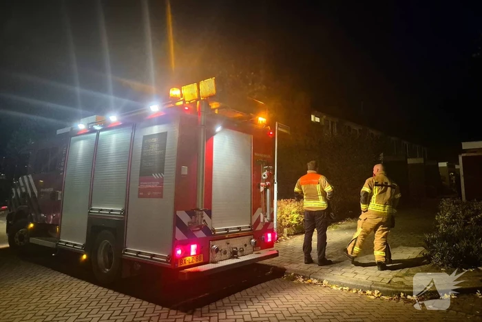 Brandweer verricht metingen bij gaslekkage
