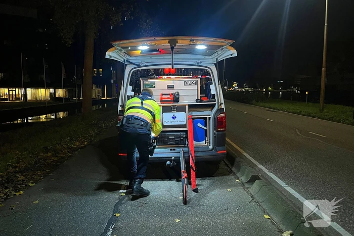 Schip vaart tegen brug aan