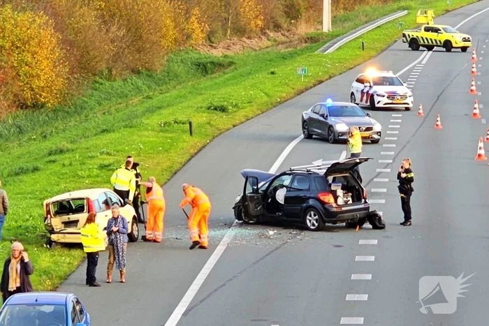 Flinke schade bij aanrijding op snelweg