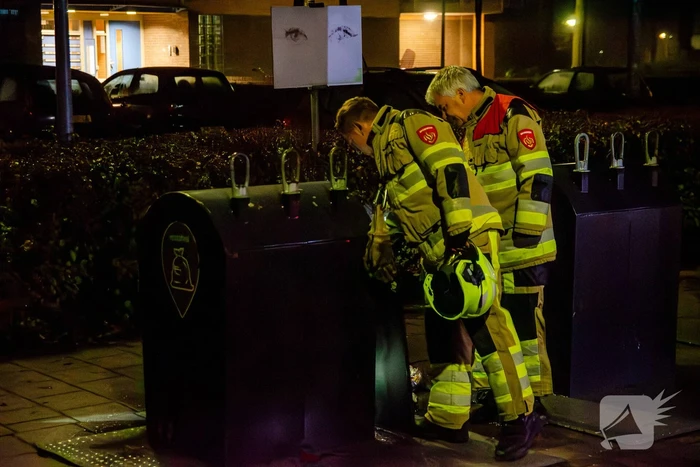 Brand in ondergrondse afvalcontainer