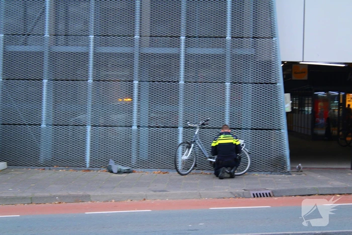 Fietser aangereden door automobilist oversteekplaats