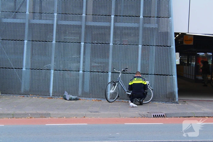 Fietser aangereden door automobilist oversteekplaats