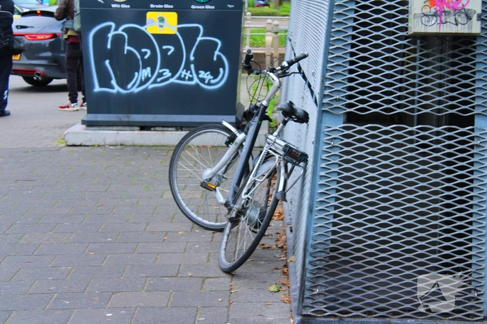 Fietser aangereden door automobilist oversteekplaats