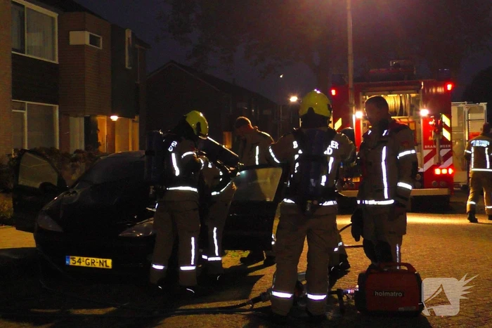Brandweer heeft moeite om brand te blussen