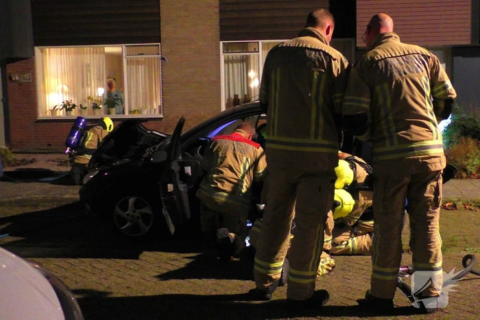Brandweer heeft moeite om brand te blussen