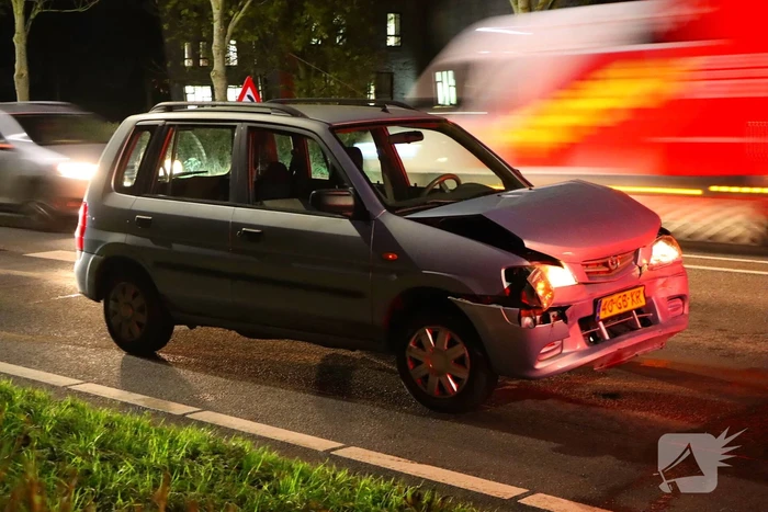 Kop-staartbotsing tussen twee voertuigen