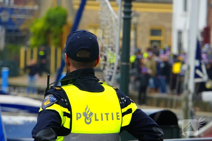 Kick Out Zwarte Piet protesteert bij sinterklaas intocht