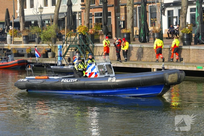 Kick Out Zwarte Piet protesteert bij sinterklaas intocht