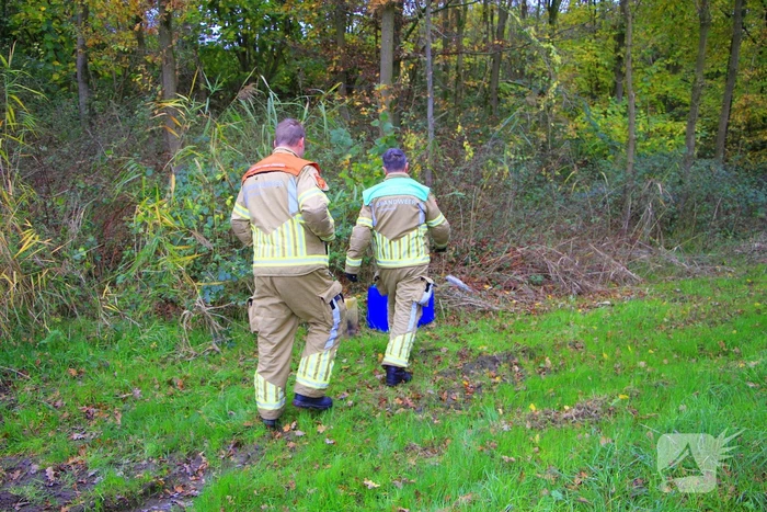Vier vaten met chemisch afval aangetroffen