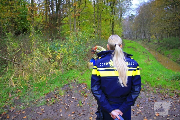Vier vaten met chemisch afval aangetroffen