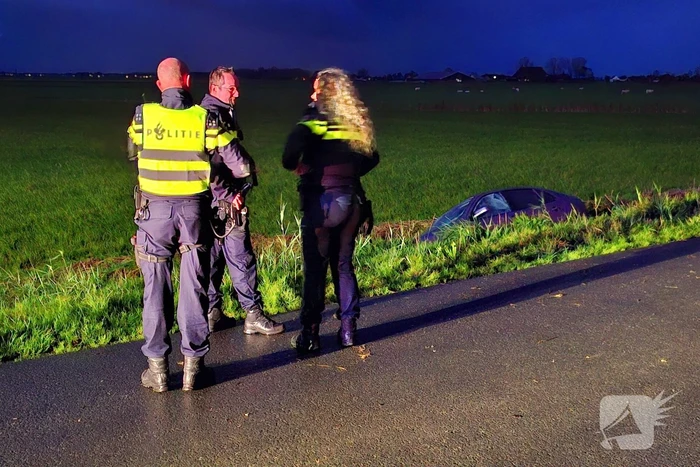 Bestuurder en bijrijder spoorloos na ongeval