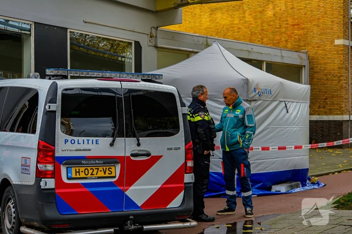 Politie doet onderzoek naar val van hoogte