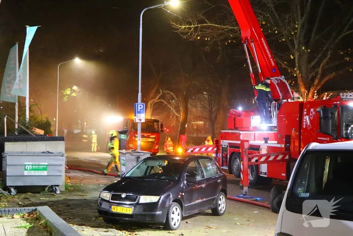 Grote brand in Sports Company, hotel ontruimd