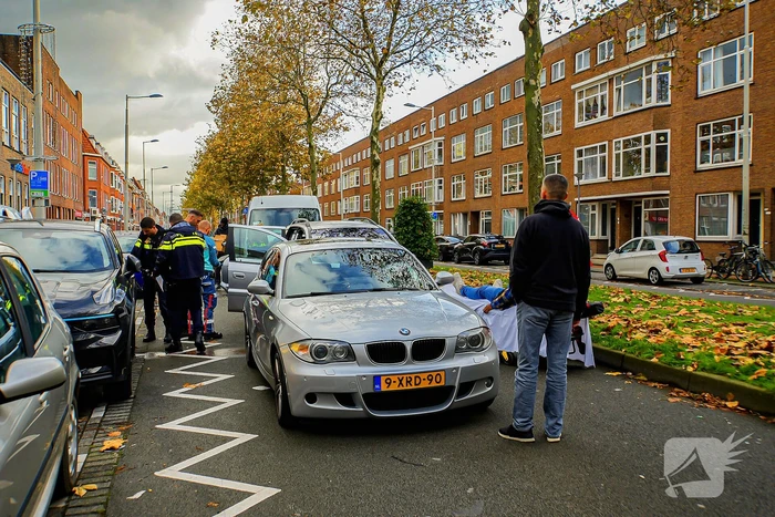 Kop-staartbotsing tussen drie voertuigen