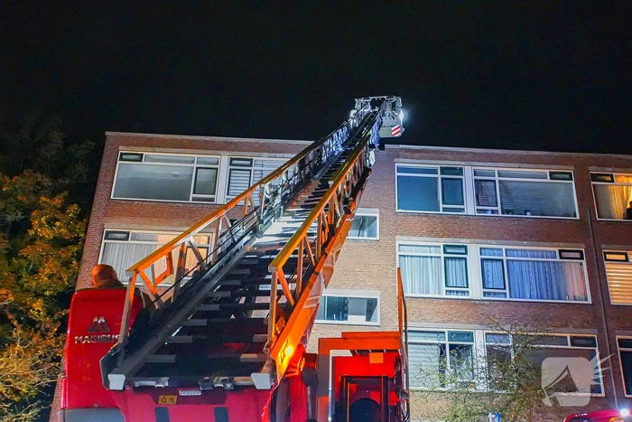 Portiekflat vol rook door brand in afzuigkap