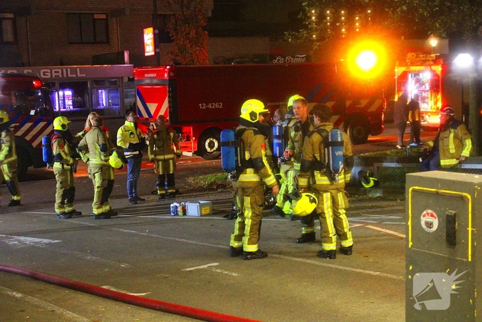 Brand in parkeergarage: aanzienlijke schade en evacuaties