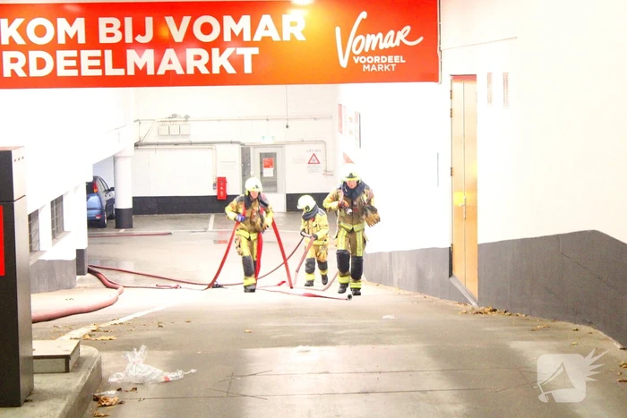 Brand in parkeergarage: aanzienlijke schade en evacuaties