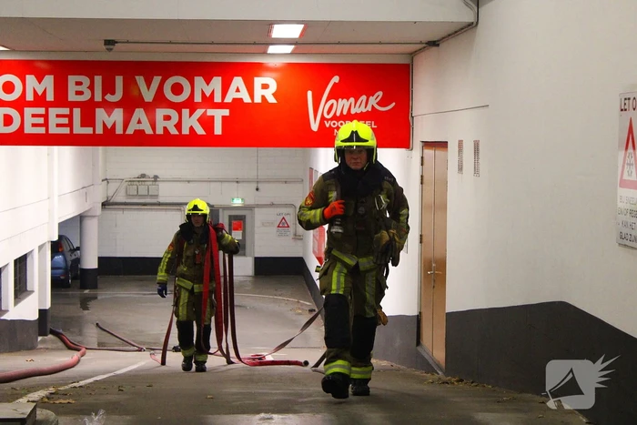 Brand in parkeergarage: aanzienlijke schade en evacuaties