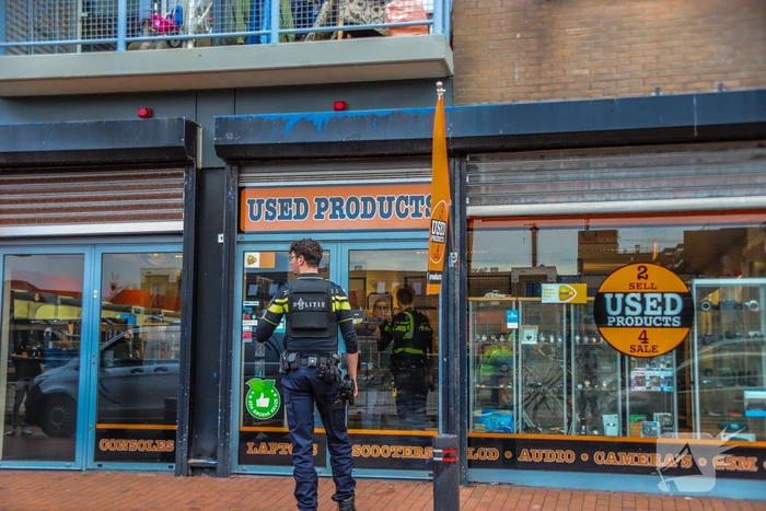 Gewapende overval op Used Products, verdachten gevlucht