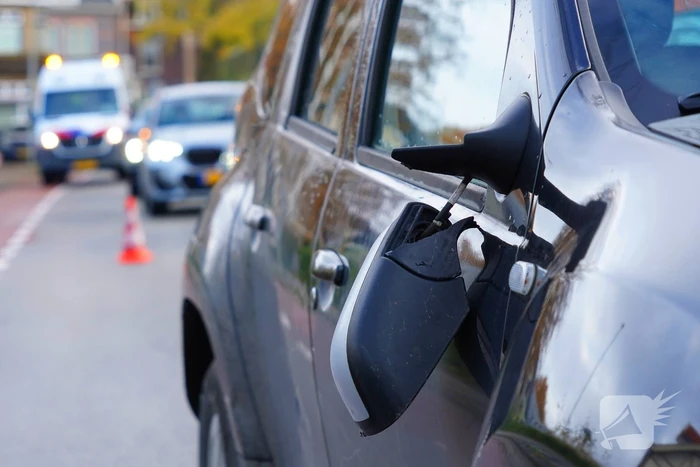 Fietser gewond bij botsing met personenauto
