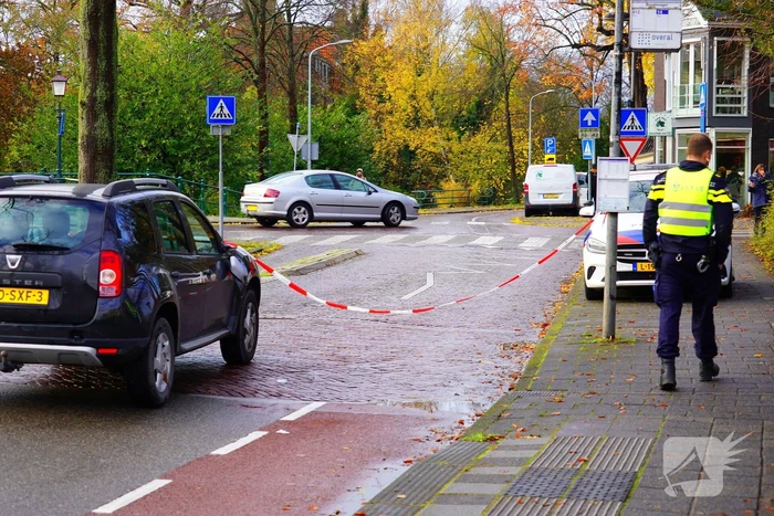 Fietser gewond bij botsing met personenauto