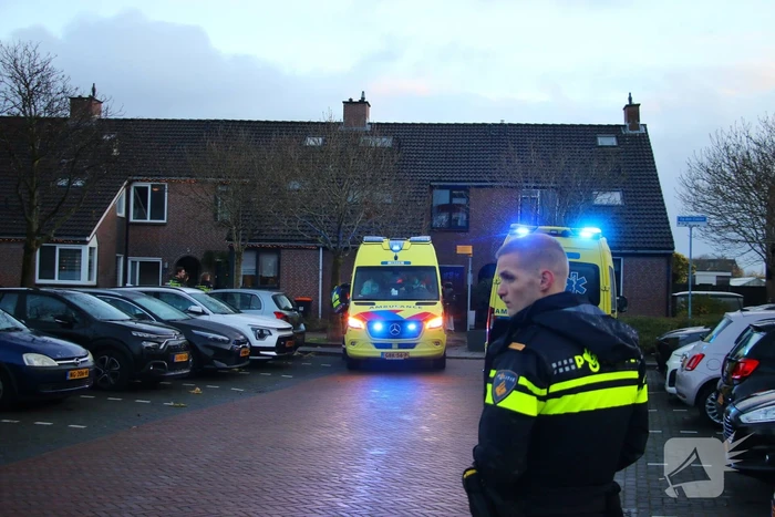 Traumahelikopter landt voor medische noodsituatie