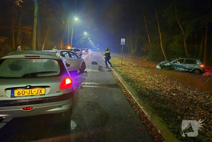 Drie auto's fiks beschadigd bij ongeval