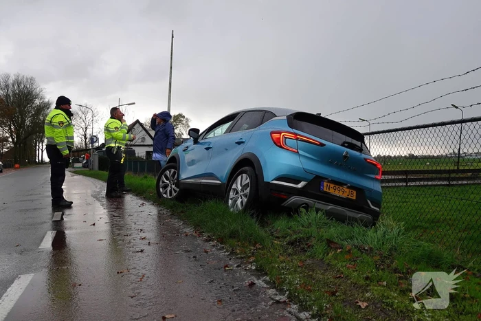 Auto ramt hekwerk kapot