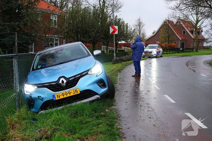 Auto ramt hekwerk kapot