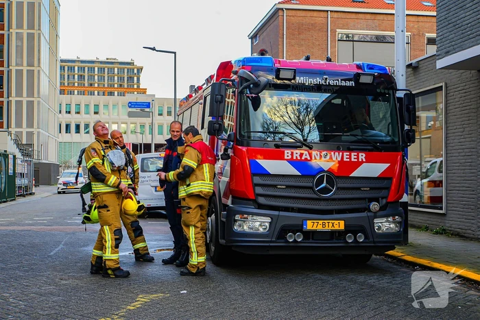 Rokende lasapparaat zorgt voor ontruiming school