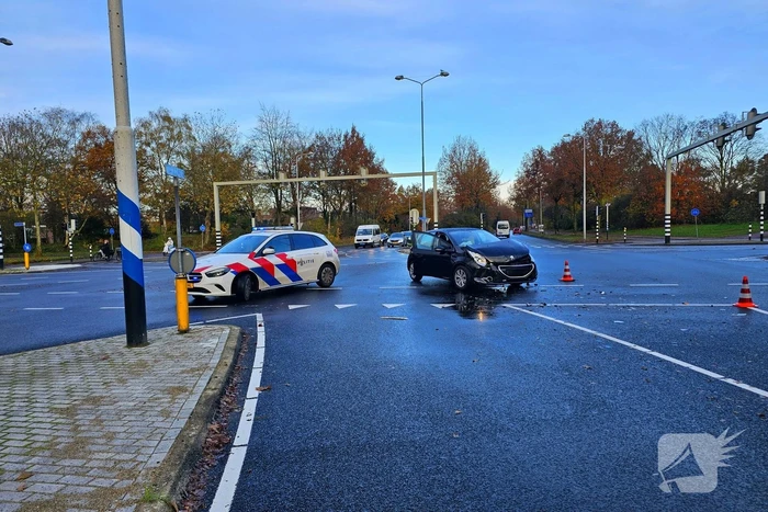 Flinke schade bij ongeval op kruising