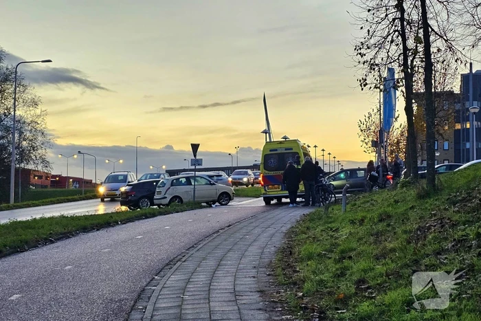 Fietser gewond bij aanrijding met personenauto