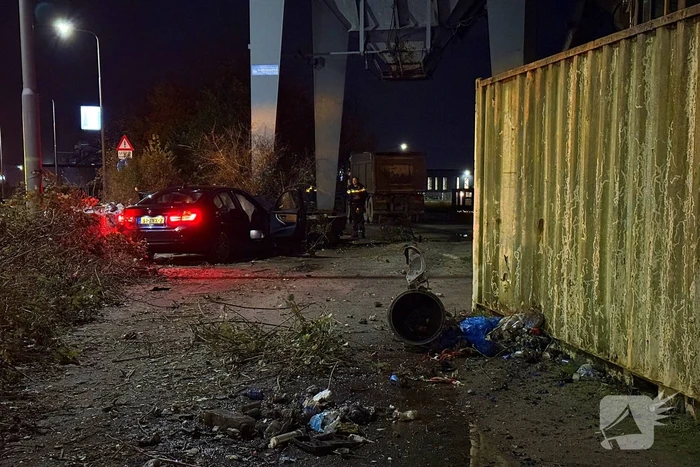 Automobilist slaat op de vlucht na botsing