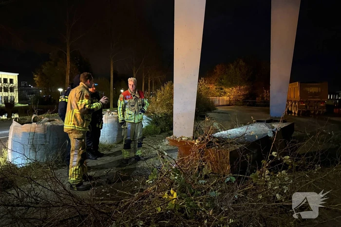 Automobilist slaat op de vlucht na botsing