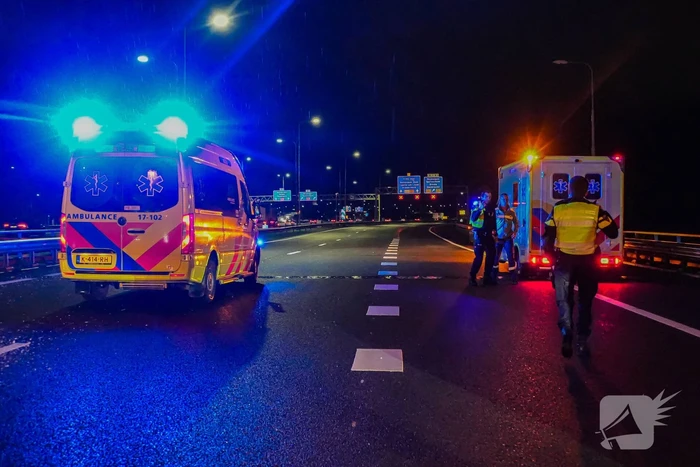 Voetganger aangereden op snelweg