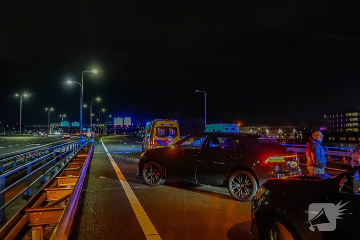 Voetganger aangereden op snelweg