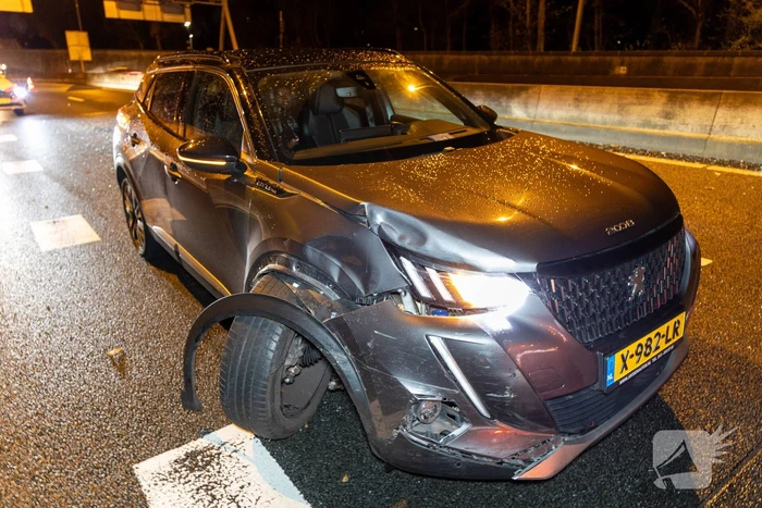 Ongeval met voertuig Rijkswaterstaat tijdens afsluiten