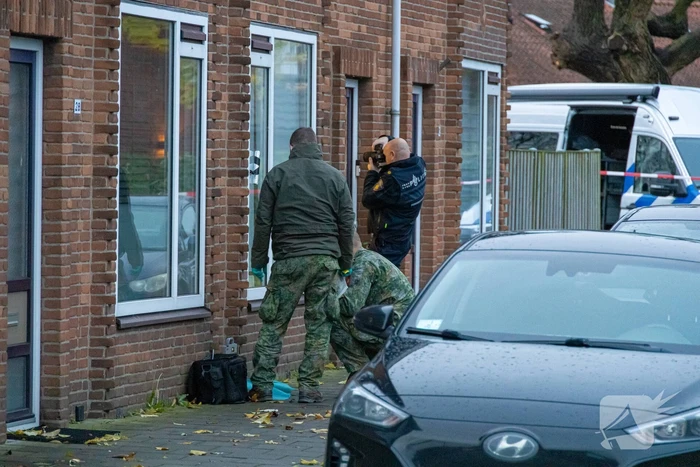 Explosief afgegaan bij woning Explosieven Opruimingsdienst Defensie aanwezig