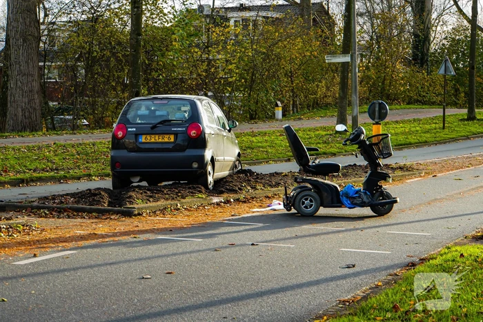 Scootmobiel bestuurder gewond bij ongeval met auto