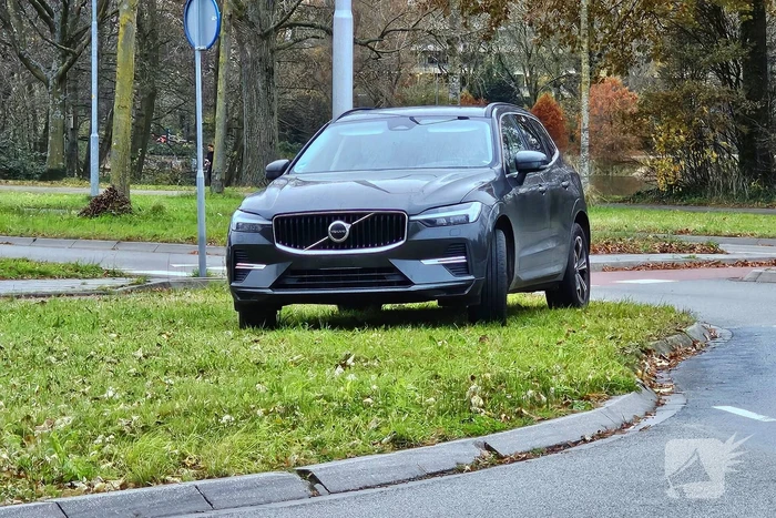 Fietser aangereden op rotonde
