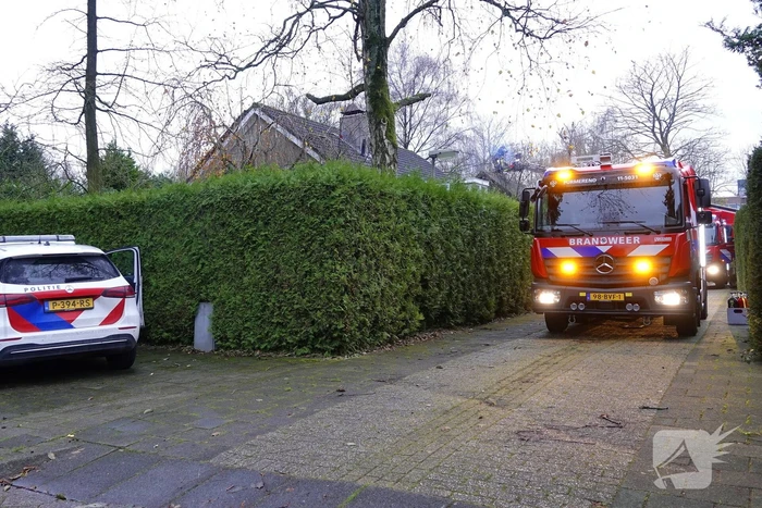 Fikse rookontwikkeling bij schoorsteenbrand
